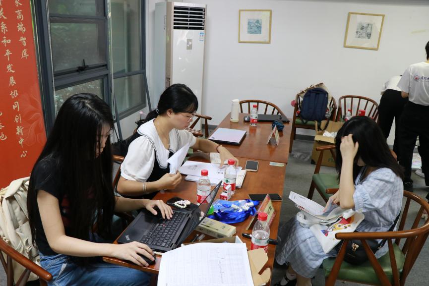 ad292669-06ac-4cc3-99fc-1f74105f0ccc.jpg