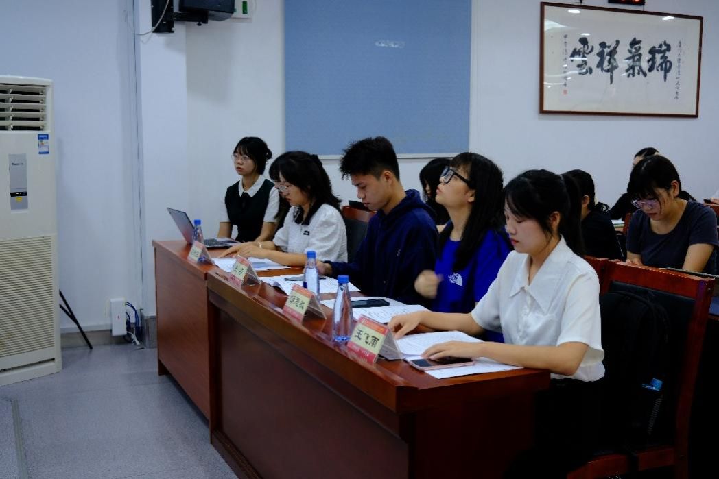 d21f7fb8-b396-4abb-b208-60d7519281f0.jpg
