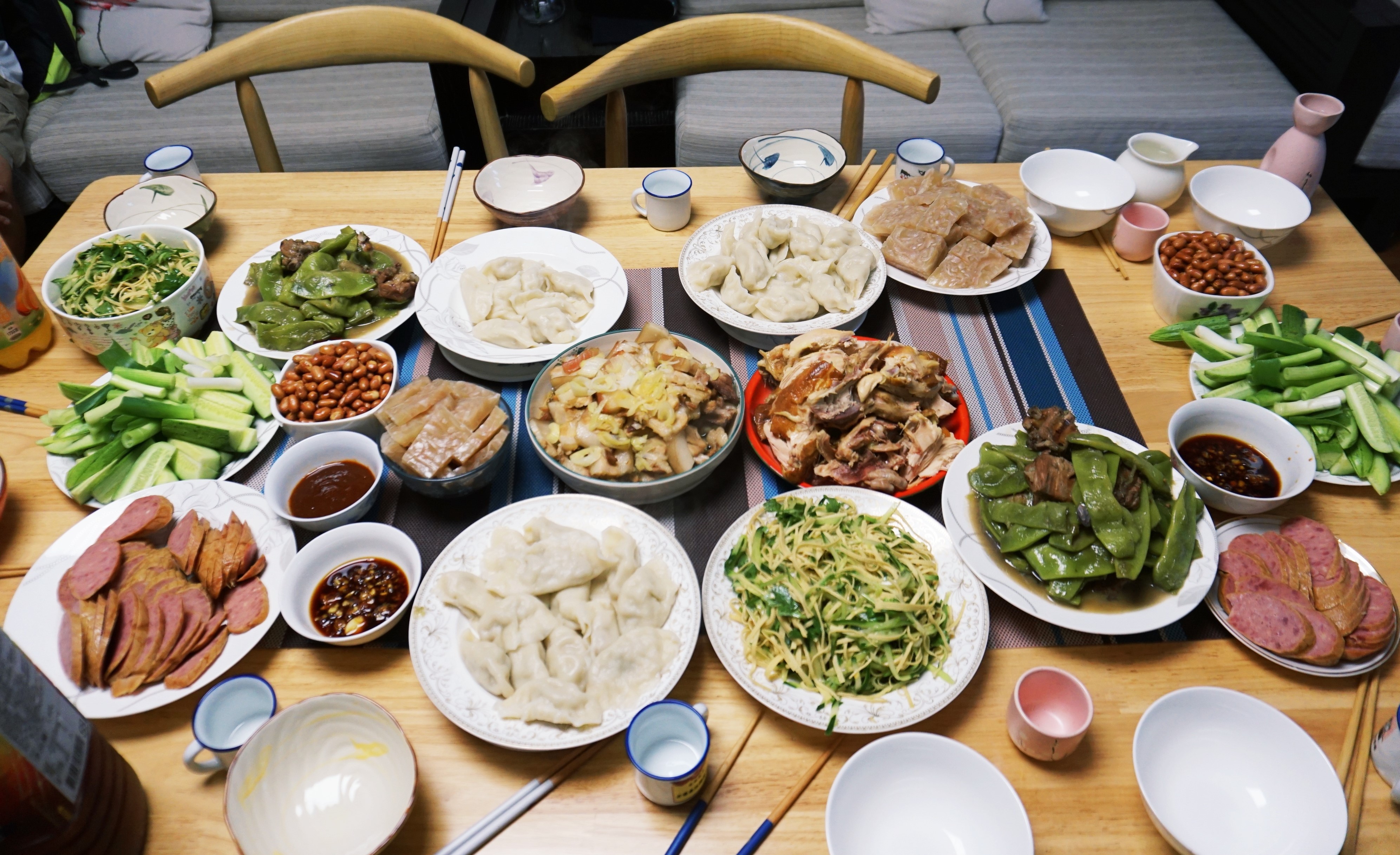 图3 孙云老师的东北菜开宴.jpg