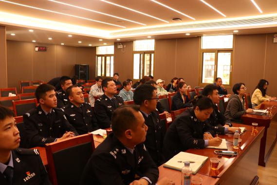 eaec7a15-d901-4db3-a564-734cde261ed5.jpg